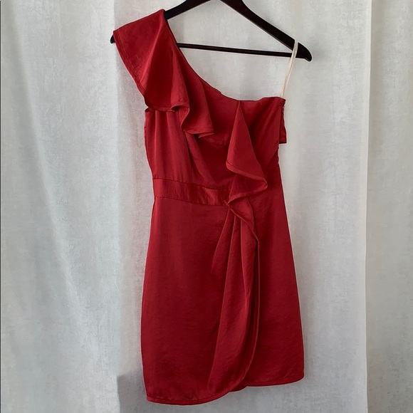 BCBG, BCBGeneration One Shoulder Ruffle Mini Dress - Picture 5 of 16